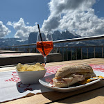 Photo n°1 de l'avis de Lucia.i fait le 26/05/2023 à 09:07 sur le  Almgasthof Mont Seuc à Urtijëi