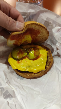 Cheeseburger du Restauration rapide Burger King à Paris - n°2