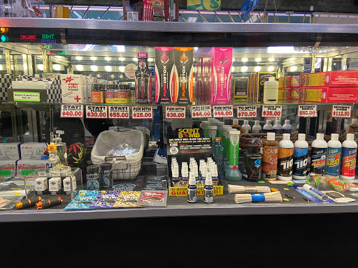Tobacco Shop «Paraphernalia Boutique - Smoke Shop / Head Shop», reviews and photos, 4234 W Dunlap Ave, Phoenix, AZ 85051, USA