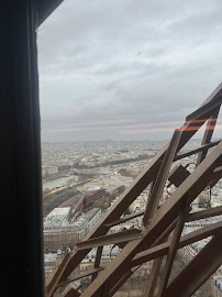 Tour Eiffel du Restaurant gastronomique Restaurant Le Jules Verne à Paris - n°17