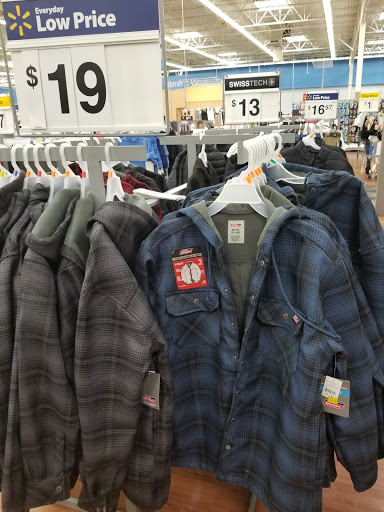 Department Store «Walmart Supercenter», reviews and photos, 11 Village Pkwy, Fredericksburg, VA 22406, USA