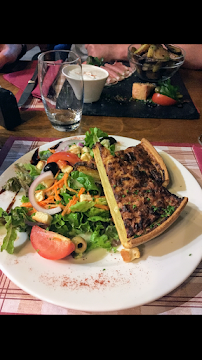 Quiche du Restaurant de spécialités alsaciennes Au Tire Bouchon à Riquewihr - n°6