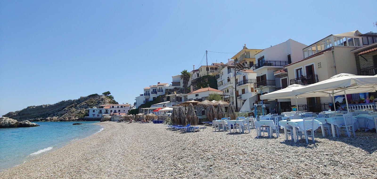 Foto von Paralia Kokkari mit lange, gerade küste