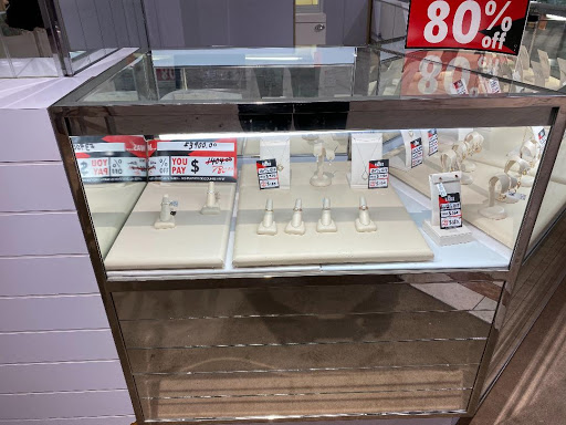 Department Store «Lord & Taylor», reviews and photos, 27650 Novi Road, Novi, MI 48377, USA