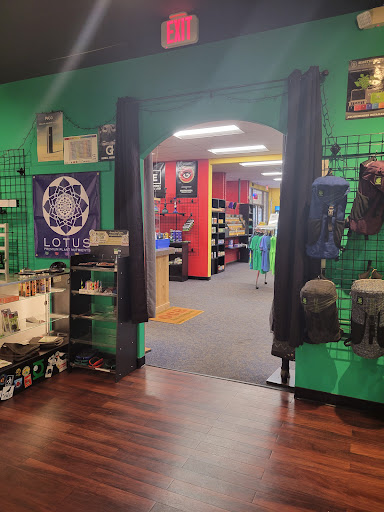 Glass Shop «Papa Joe’s Smoke Shop», reviews and photos, 6602 E Virginia Beach Blvd, Norfolk, VA 23502, USA