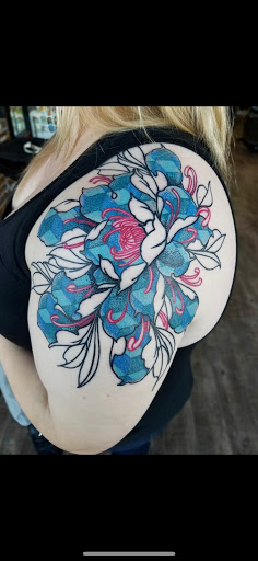 Tattoo Shop «Black Swan Tattoo», reviews and photos, 2947 Florida Ave S, Lakeland, FL 33803, USA