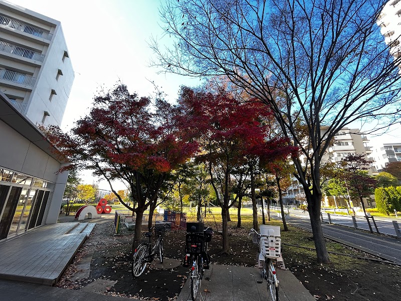 ハートアイランド新田 UR団地公園