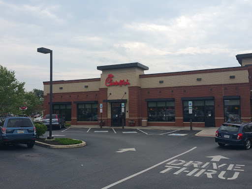 Fast Food Restaurant «Chick-fil-A», reviews and photos, 2801 E Market St, York, PA 17402, USA