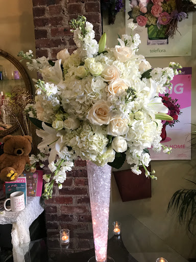 Florist «Flowers By Kelly», reviews and photos, 43 Atlantic Ave, Lynbrook, NY 11563, USA