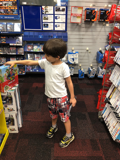 Video Game Store «GameStop», reviews and photos, 16383 Miramar Pkwy, Miramar, FL 33027, USA