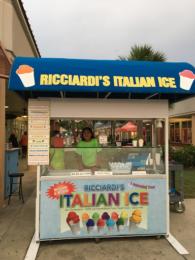 Outlet Mall «Tanger Outlet Myrtle Beach Hwy 501», reviews and photos, 4635 Factory Stores Blvd, Myrtle Beach, SC 29579, USA