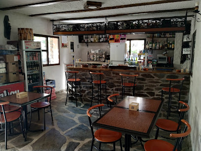 Bar-Chiringuito ,La Jorrera, - Pob. Fragosa, 10627 La Fragosa, Cáceres, Spain