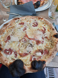 Pizza du Pizzeria Les Pénates à Saint-Julien-en-Born - n°18