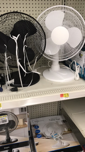 Discount Store «Walmart», reviews and photos, 555 E Townline Rd, Vernon Hills, IL 60061, USA