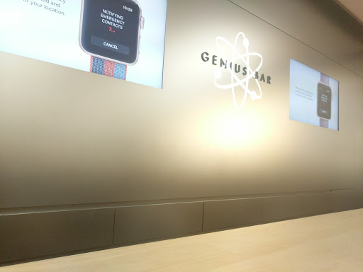 Computer Store «Apple Brandon», reviews and photos, 459 Brandon Town Center Dr, Brandon, FL 33511, USA