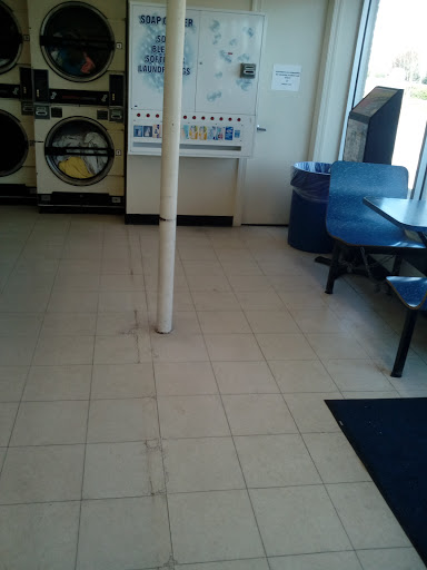 Laundromat «Soaps & Suds», reviews and photos, 2200 Todds Ln, Hampton, VA 23666, USA