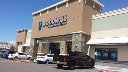 Thrift Store «Buckeye Goodwill Retail Store & Donation Center», reviews and photos