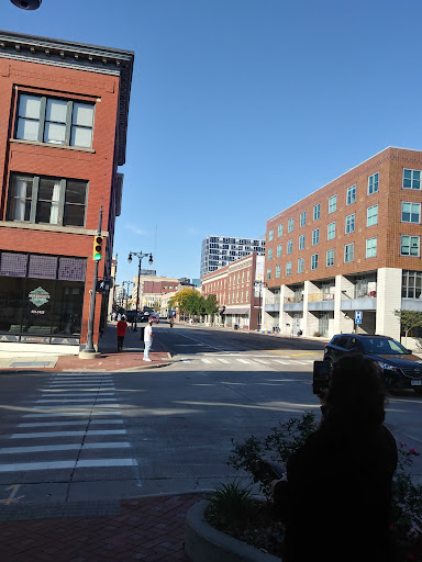 Tattoo Shop «Mos Eisleys», reviews and photos, 71 Division Ave S, Grand Rapids, MI 49503, USA