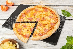 Mizzoni's Pizza image