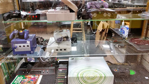 Record Store «Exile on Main Street», reviews and photos, 100 N Chestnut St #120, Champaign, IL 61820, USA