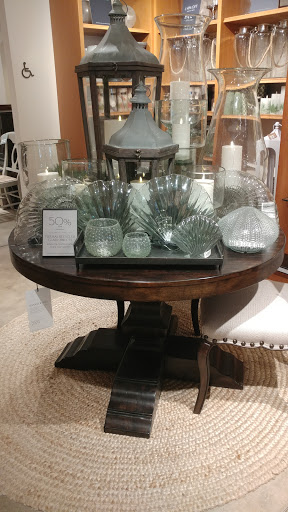 Furniture Store «Pottery Barn», reviews and photos, 9 Jackson Ave Ste 111, Naperville, IL 60540, USA