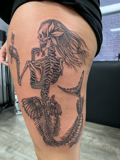 Tattoo Shop «Pink Raven Tattoos», reviews and photos, 219 Broadway #4, Saratoga Springs, NY 12866, USA