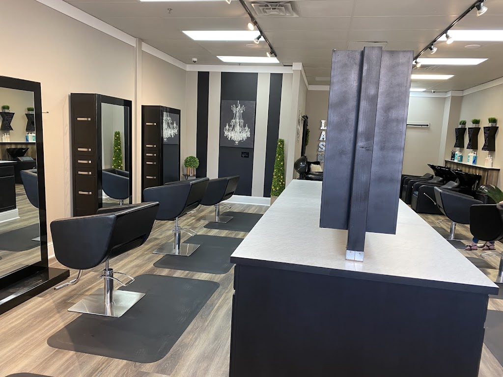 Bleach'd Salon 80234