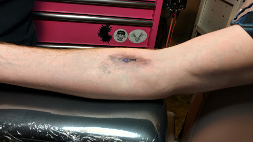 Tattoo Shop «Divinity Tattoo», reviews and photos, 2126 E Cactus Rd, Phoenix, AZ 85022, USA