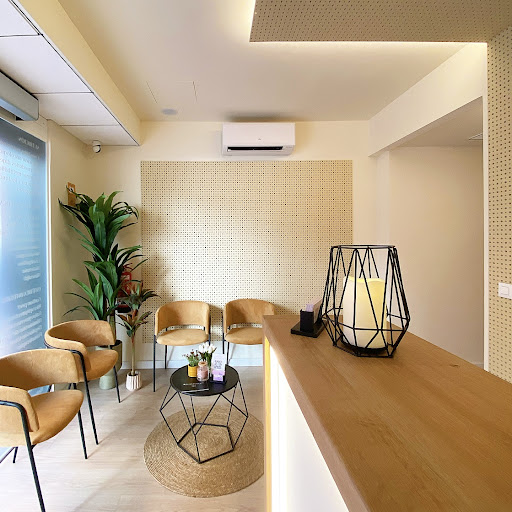 KAÄBOO - CLÍNICA DE MEDICINA ESTÉTICA Y NUTRICIÓN EN LA ELIANA en L'Eliana, Valencia