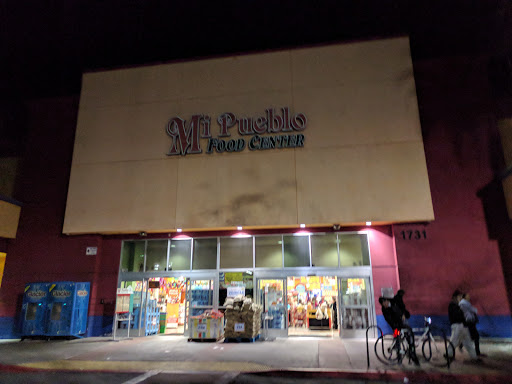 Shopping Mall «Ravenswood Shopping Center», reviews and photos, E Bayshore Rd, Palo Alto, CA 94303, USA