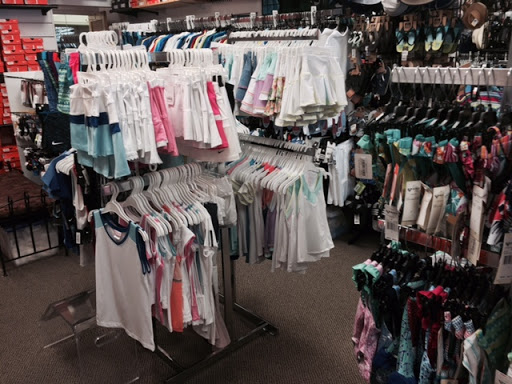Tennis Store «The Court Sports Gear», reviews and photos, 79 Harbor Dr, Key Biscayne, FL 33149, USA