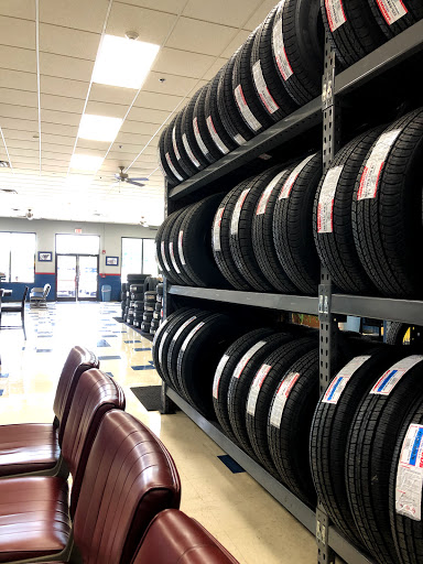 Tire Shop «Gateway Tire & Service Center», reviews and photos, 407 S James Campbell Blvd, Columbia, TN 38401, USA
