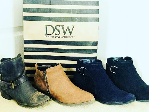 Shoe Store «DSW Designer Shoe Warehouse», reviews and photos, 1065 Woodland Rd, Reading, PA 19610, USA