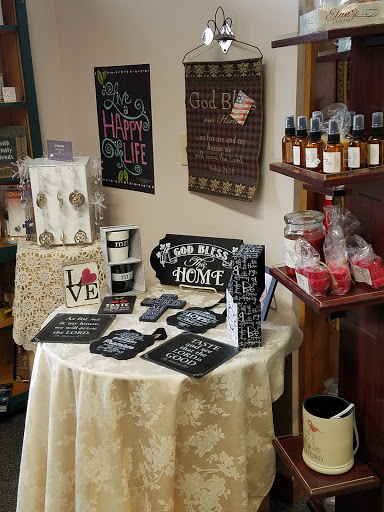 Gift Shop «DeColores Christian Books & Gifts», reviews and photos, 34 N Broadway, Salem, NH 03079, USA