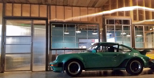 Car Dealer «Classic Cars West», reviews and photos, 411 26th St, Oakland, CA 94612, USA