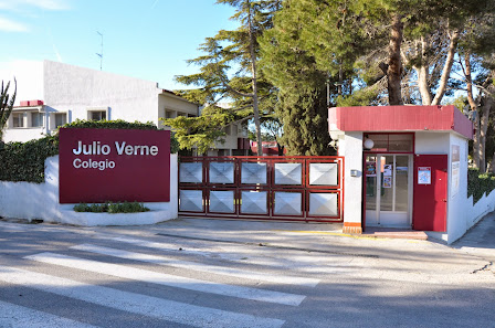 Julio Verne School Carretera de L’ Alberca, 51, 46901 Torrent, Valencia, España