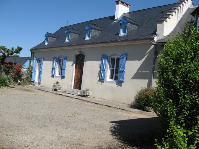 Maison de Charme:gîte familial/grande capacité/séjour montagne proche pistes Tarbes Bagnères Lourdes à Bernac-Dessus (Hautes-Pyrénées 65)