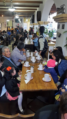 Opiniones de La Ponderosa Restaurante y Cafeteria en Ibarra - Cafetería