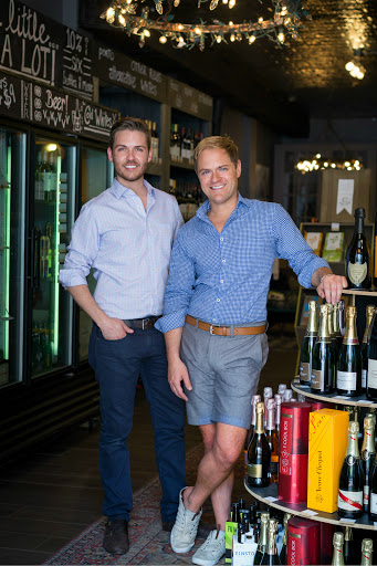 Wine Bar «The Carriage Wine and Market», reviews and photos, 121 E Mobile St, Florence, AL 35630, USA