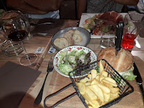 Raclette du Restaurant français Le Chalet savoyard de L'Esplanade à Bourgoin-Jallieu - n°10