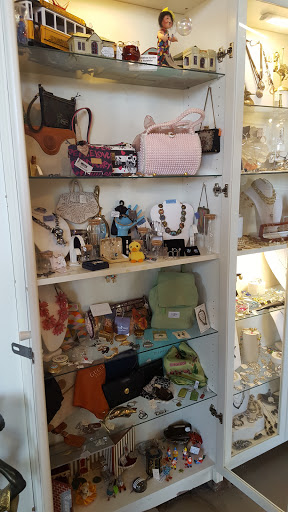 Antique Store «Cape May Antique Center», reviews and photos, 1228 NJ-109, Cape May, NJ 08204, USA