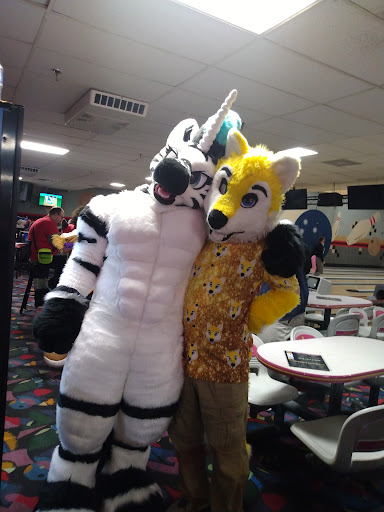 Bowling Alley «Country Lanes», reviews and photos, 30250 W Nine Mile Rd, Farmington Hills, MI 48336, USA