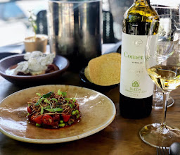 Tikuun Comedor Local photo