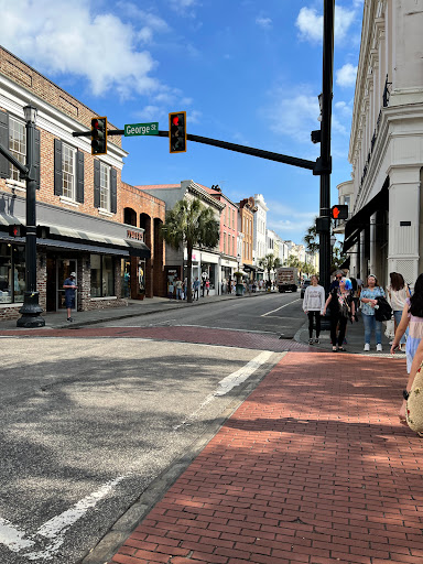 Furniture Store «Pottery Barn», reviews and photos, 321 King St, Charleston, SC 29401, USA
