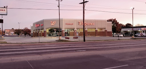 Drug Store «Walgreens», reviews and photos, 5046 S Sheridan Rd, Tulsa, OK 74145, USA