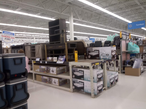 Department Store «Walmart Supercenter», reviews and photos, 2500 Lake Shore Dr E, Ashland, WI 54806, USA