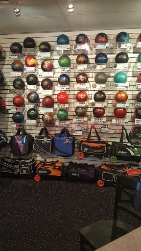 Bowling Alley «St. Charles Bowl», reviews and photos, 2520 W Main St, St Charles, IL 60175, USA