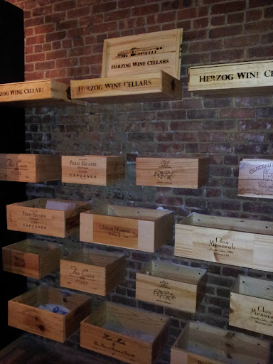 Wine Store «The Wine Cave - Kosher Wine & Spirits», reviews and photos, 888 Bedford Ave, Brooklyn, NY 11205, USA