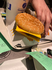 Cheeseburger du Restauration rapide McDonald's à Dreux - n°5