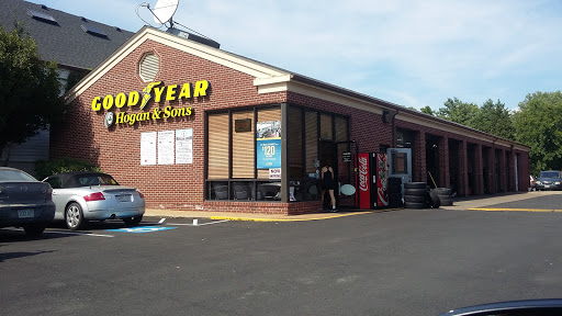 Auto Repair Shop «Hogan & Sons Tire and Auto», reviews and photos, 314 E Market St, Leesburg, VA 20176, USA